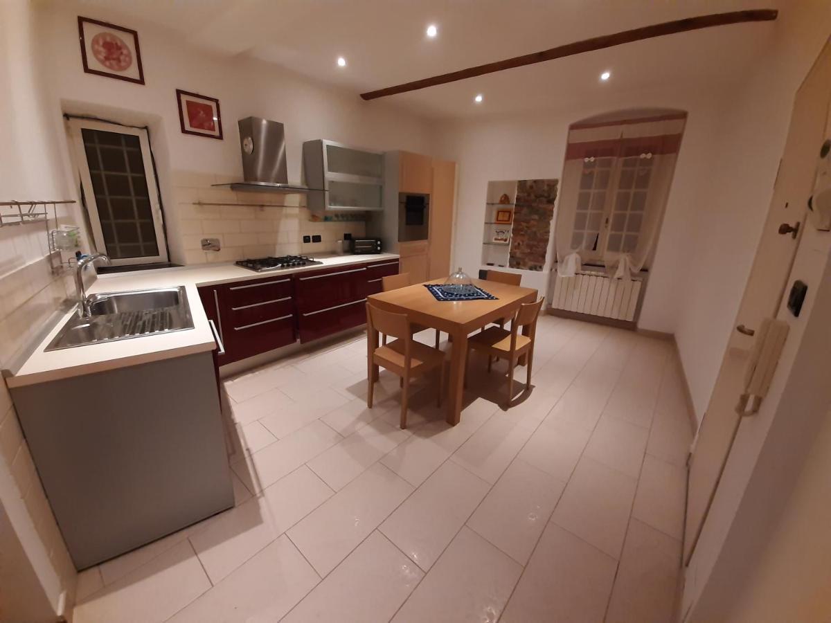 Giuggiolhouse Apartment Genoa Bagian luar foto
